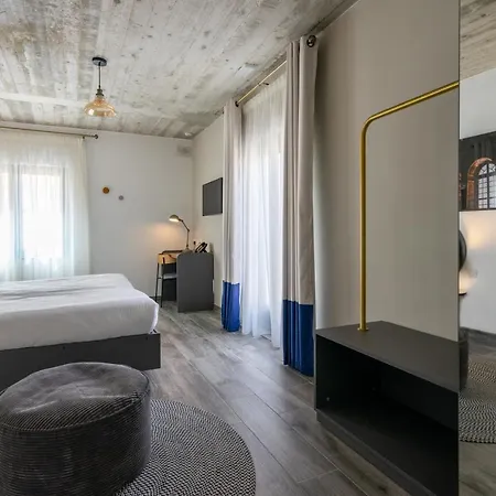 Hotel Lady Todd